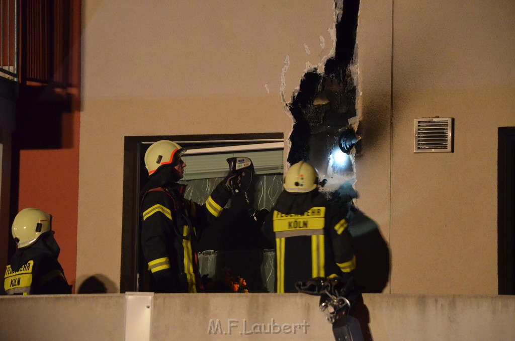 Feuer Koeln Porz Wahn Am Bahnhof P253.JPG - Miklos Laubert